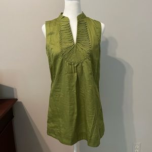 Green sleeveless tunic